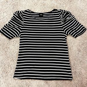 EUC striped tee black & white gathered puff sleeve